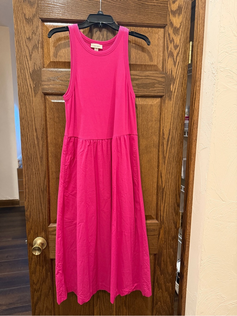 Sleeveless Fuchsia Dress